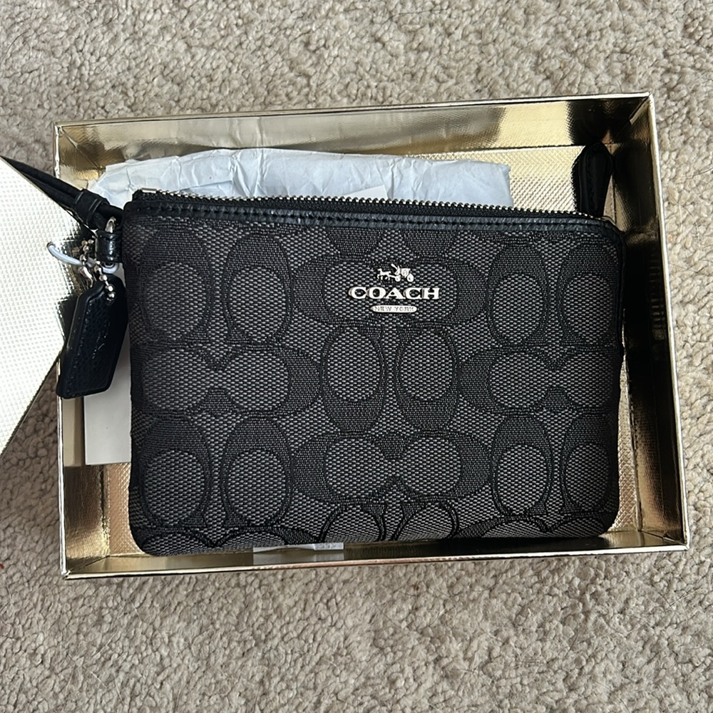 Coach Wristlet - Picture 3 of 5
